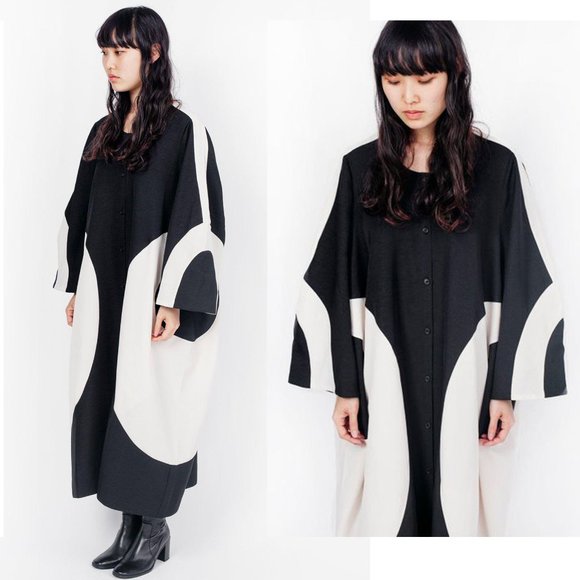 Henrik Vibskov Dresses & Skirts - HENRIK VIBSKOV oversized avant guarde color block black and white 'Better' dress
